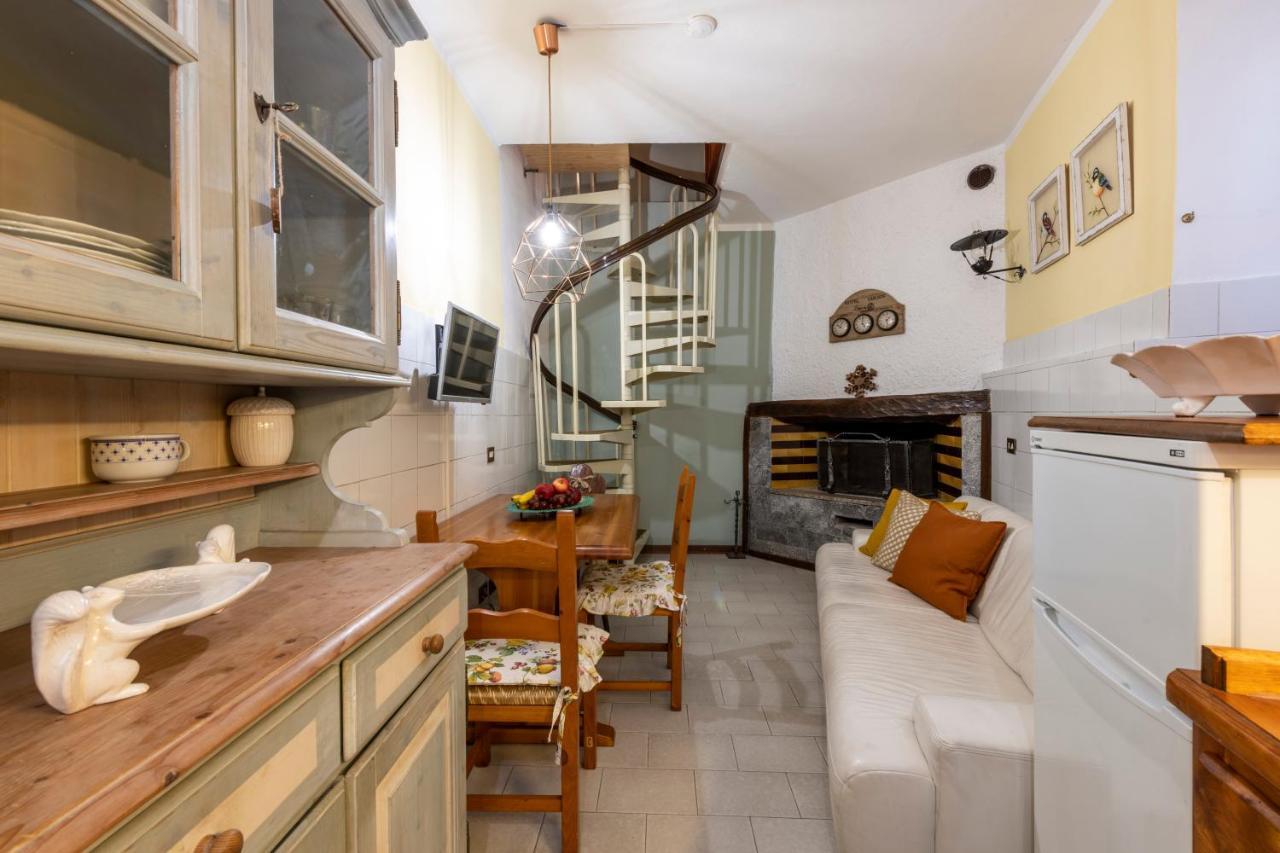 Appartement Rustico Terra Cielo - Renovated In 2023 à Ramponio Extérieur photo